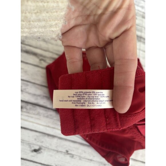 Casique Women's Brocade Satin And Lace Underwire Bra Size 44C Red No Padding - Picture 8 of 9